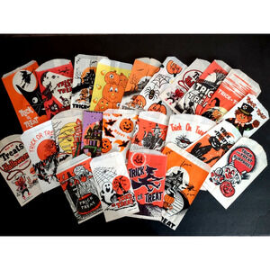 Lot Of 23 Different Vintage Halloween Candy Treat Bags Witches Black Cats Ghosts